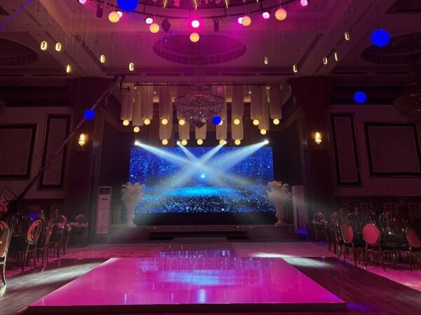 LouvreHalls