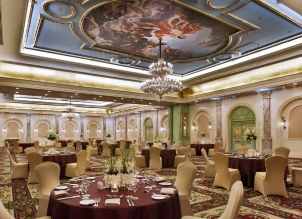 Sonesta Hotel