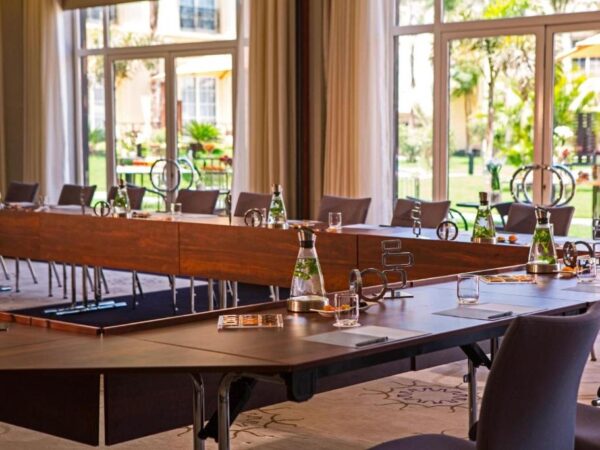 فندق رينيسانس كايرو ميراج سيتي