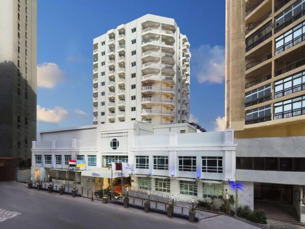فندق هيلتون الإسكندرية كورنيش