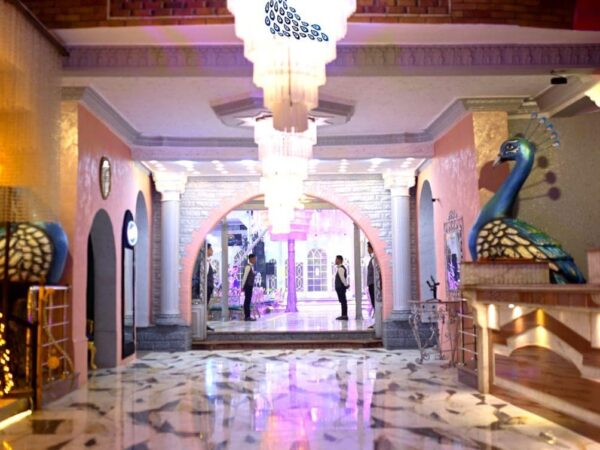 قاعة الطاووس