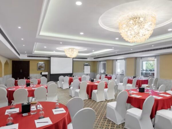 Crowneplazamuscat
