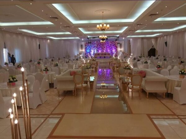 دانة القصر الرياض