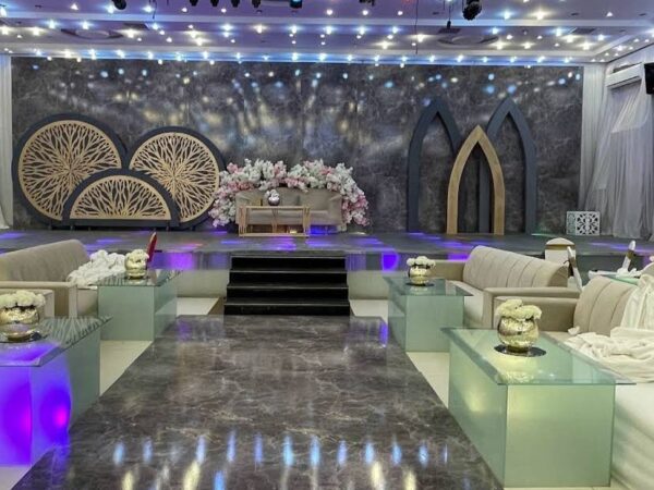 قاعة تاج الملكية الرياض