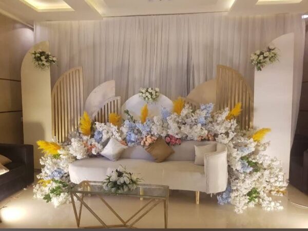 قاعة تاج الملكية الرياض