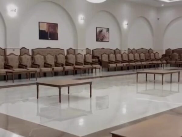 قاعة زيارة للاحتفالات في خميس