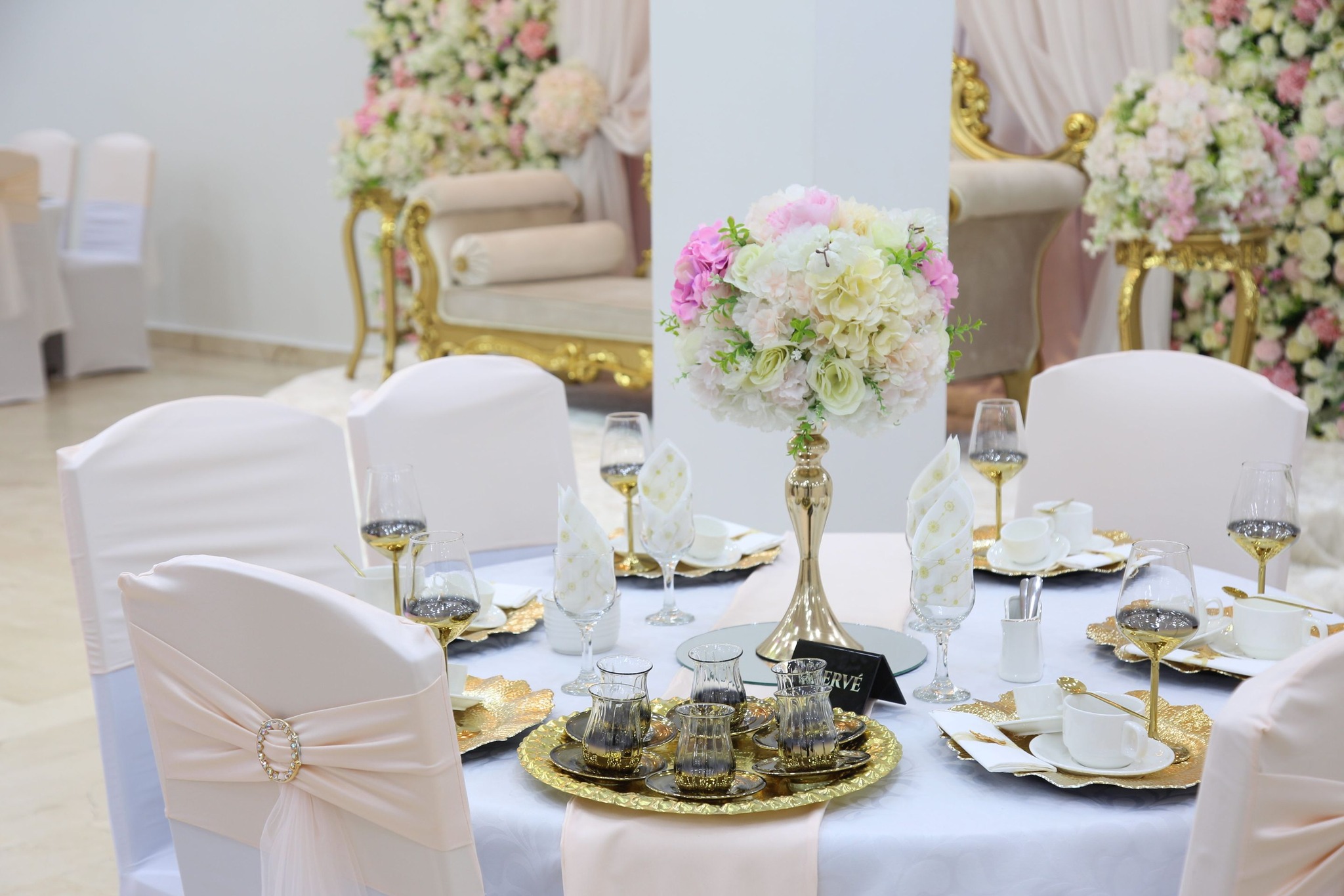 قاعة الحفلات أسنات الجزائر