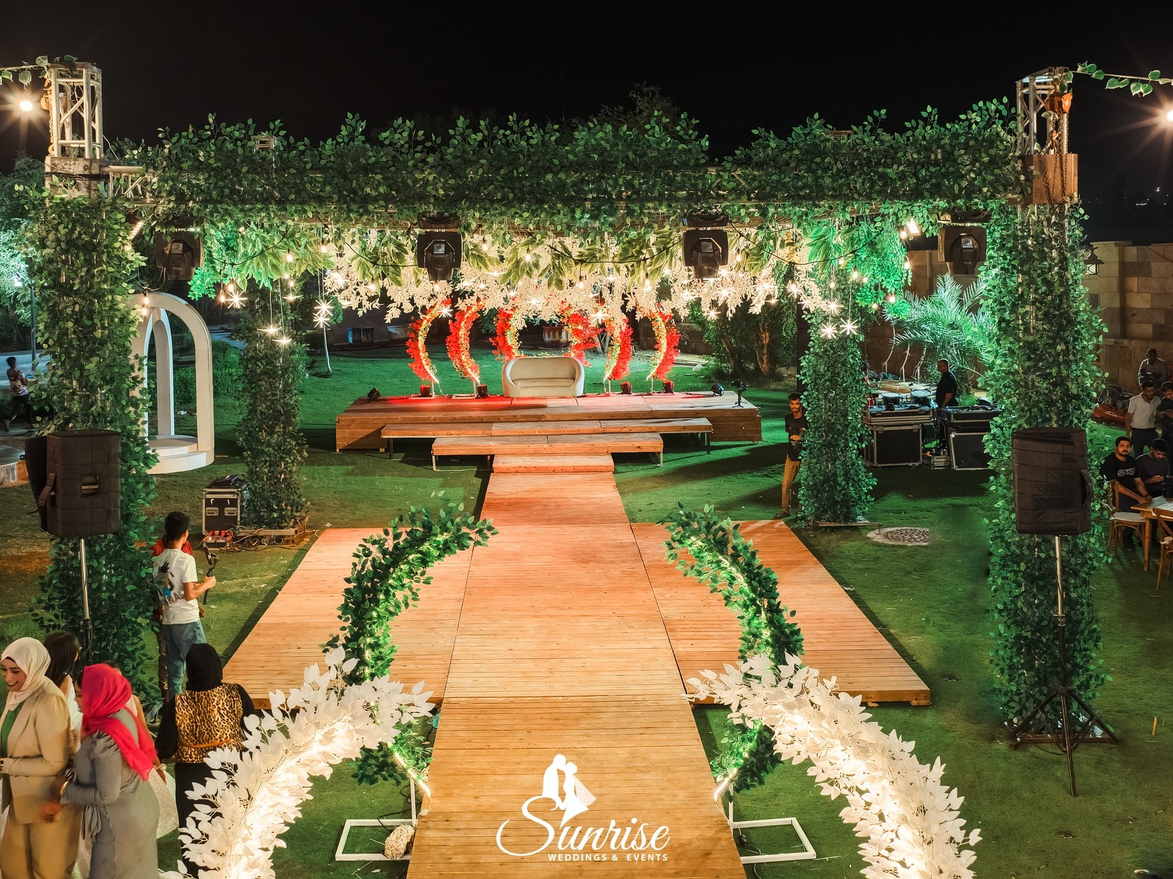 قاعة صن رايز أسوان أوبن إير