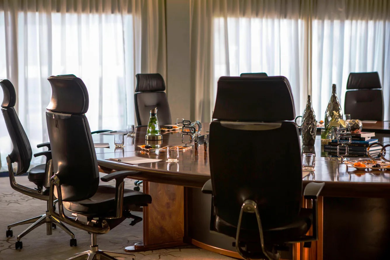 قاعة الاجتماعات البارون 3 فندق رينيسانس كايرو ميراج سيتي