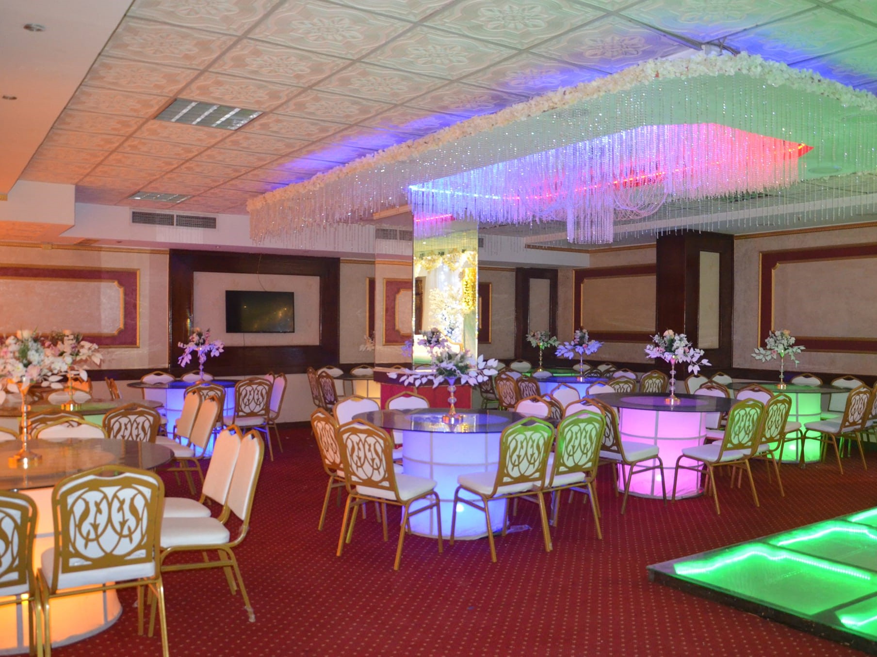 قاعات السراي مول