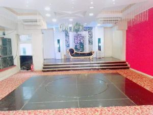 قاعة اللؤلؤة بنادى الضاهر