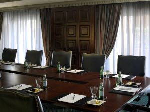 قاعات الاجتماعات فندق ماريوت القاهرة عمر الخيام - 1