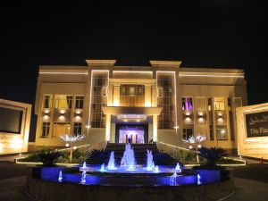 القاعة الملكية رأس التين - 13