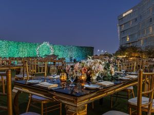 قاعة الأوبن إير لو ميريديان مطار القاهرة - 2