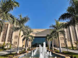 قاعة إل جاردينو فندق تريومف لاكشري القاهرة الجديدة