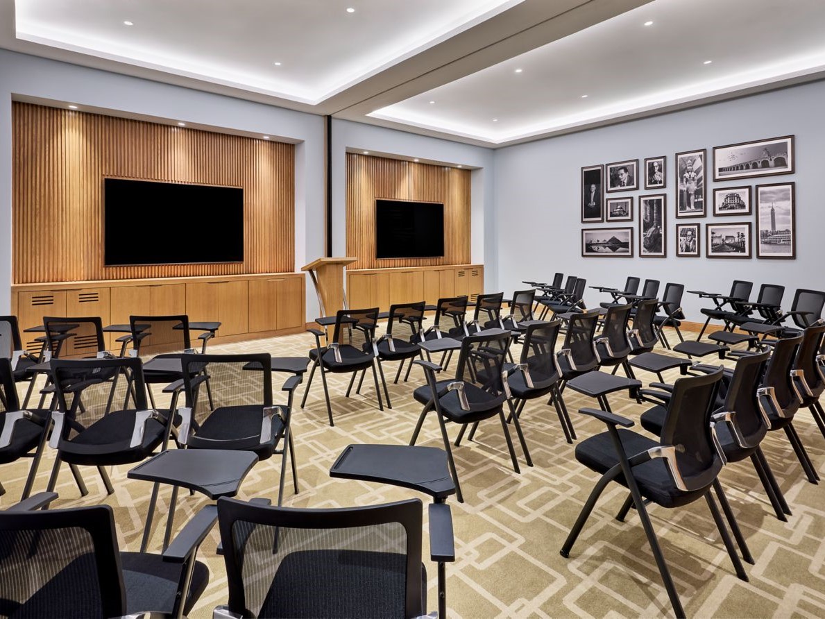 قاعات الاجتماعات لو ميريديان مطار القاهرة