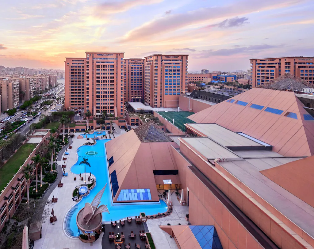 قاعة الأفراح الأوبن إير فندق انتركونتيننتال سيتي ستارز