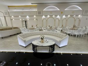 قاعة الملك عبدالله القطيف