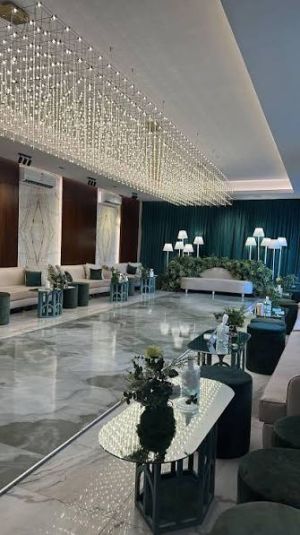 Alma Resort – Hail