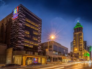 فندق إيوا اكسبرس العليا