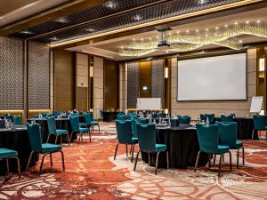قاعات المؤتمرات فندق دبل تري من هيلتون الرياض المركز المالي - 1
