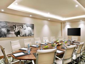قاعات الاجتماعات فندق كورتيارد ماريوت العليا - 4