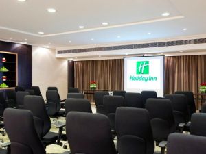 قاعة الاجتماعات فندق هوليداي إن ازدهار - 3