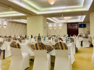قاعات المؤتمرات فندق هوليداي إن العليا الرياض - 3