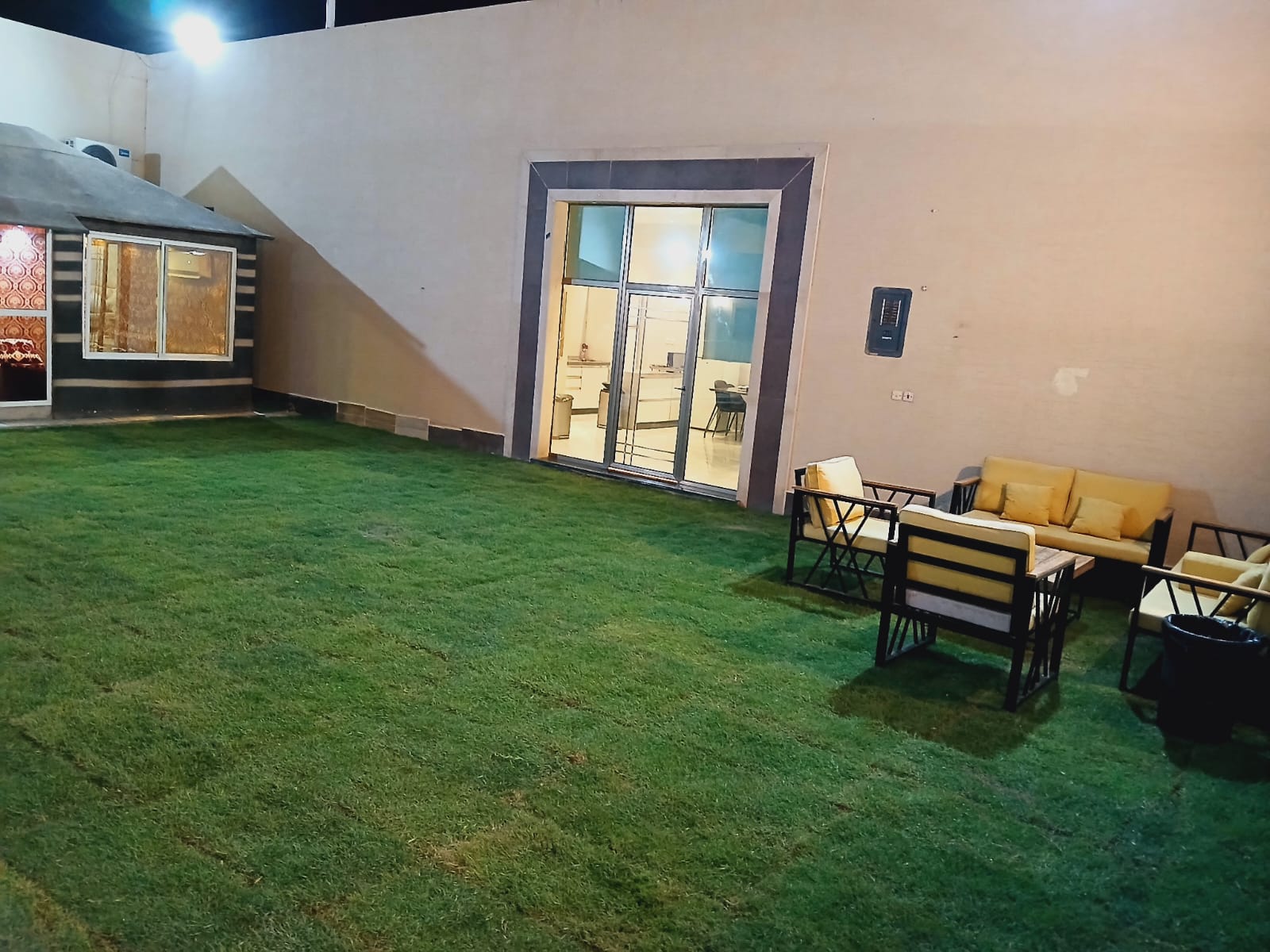 شاليه ديفون 5 الرياض - thumb