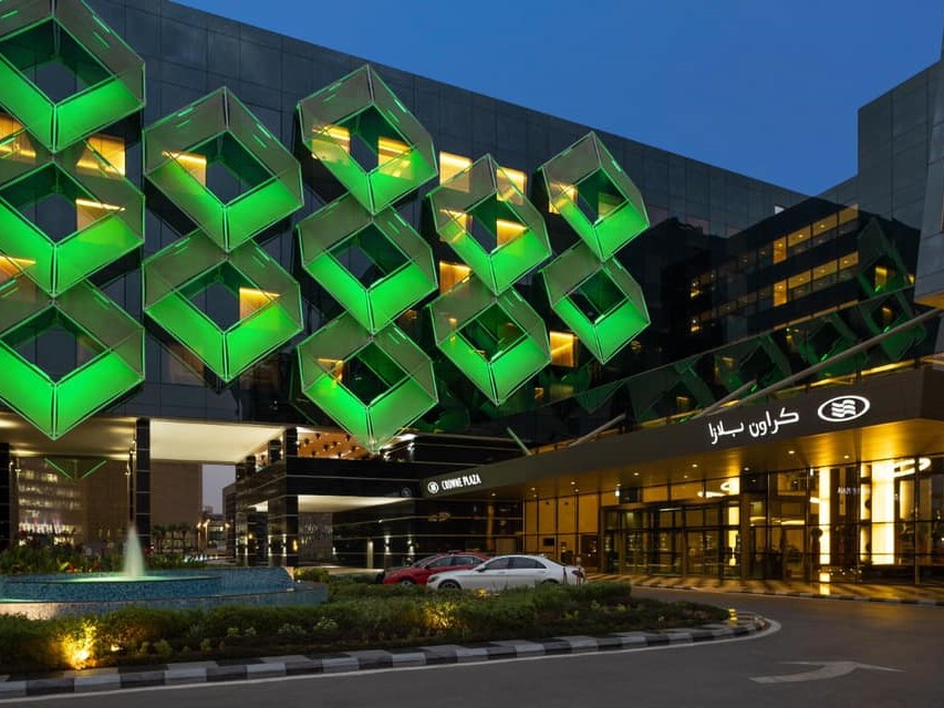 قاعة السلطانة فندق كراون بلازا الرياض آر دي سي