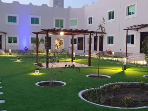 حديقة فندق الواحة الخضراء - 3