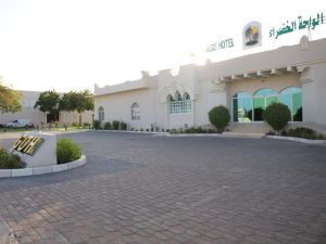 حديقة فندق الواحة الخضراء - 8