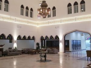 قاعة المسيرة فندق شاطئ صحار - 5