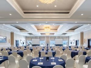 قاعة السندباد فندق كراون بلازا مسقط