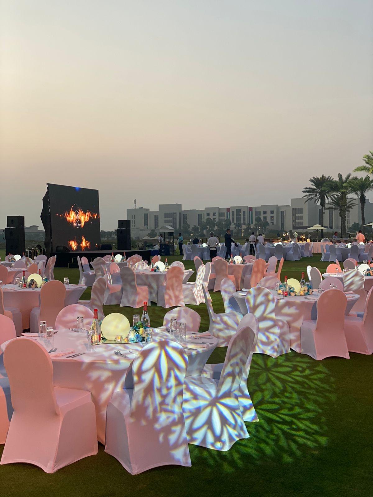 Dolphin Lawn نادي جولف شاطئ السعديات أبوظبي