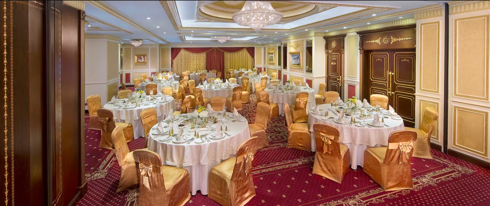 قاعة العين (Al Ain Ballroom) فندق رويال روز أبوظبي