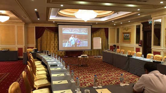 قاعة السعديات (Saadiyat) فندق رويال روز أبوظبي
