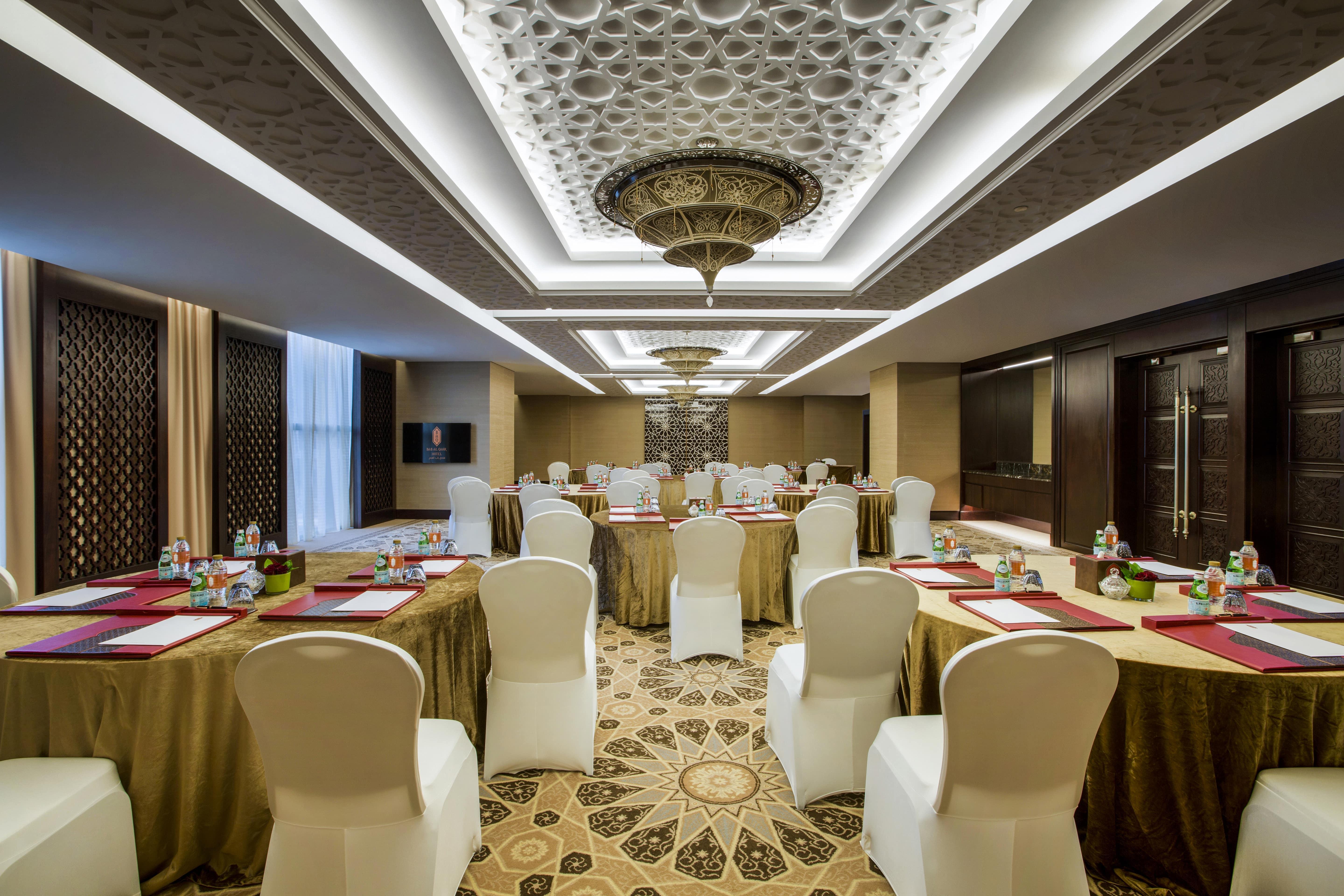 قاعة مراكش (Marrakech Meeting Room) فندق باب القصر أبوظبي