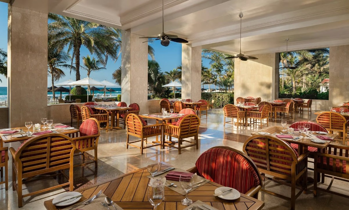 تراس Café Naseem منتجع وفلل دوسيت عجمان