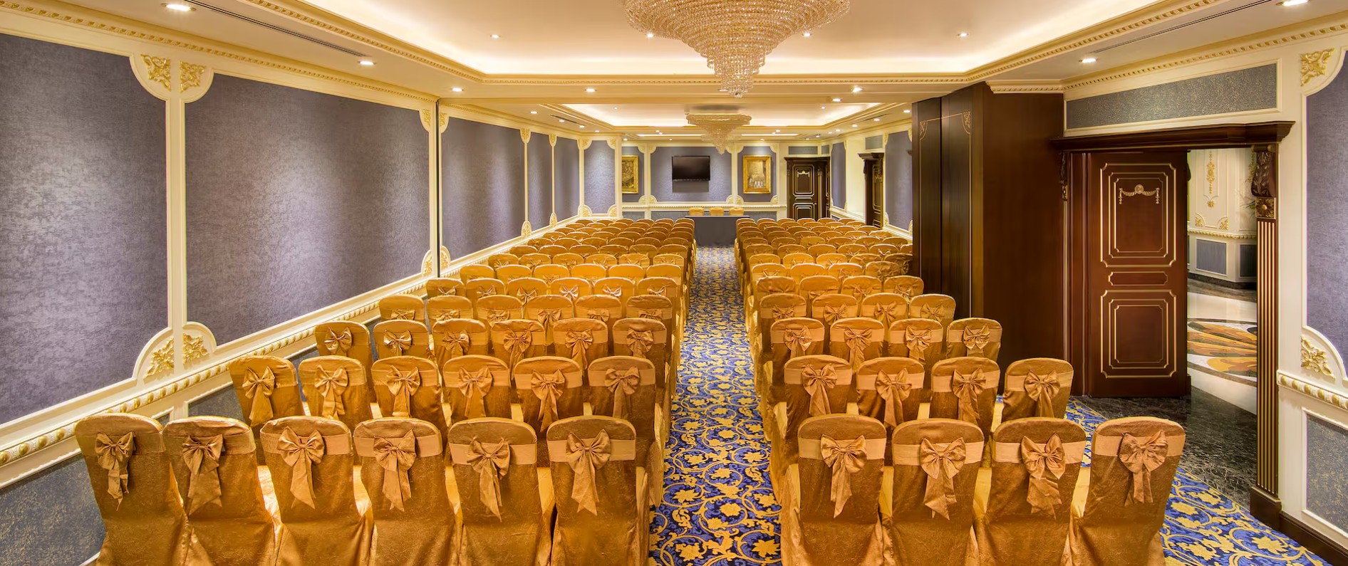 قاعة ياس (Yas Ballroom) فندق رويال روز أبوظبي