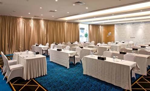 قاعة ADNEC Capital Suite 21 فندق ألوفت أبوظبي