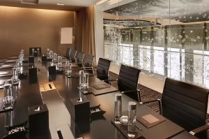 Maple Boardroom – Sofitel Abu Dhabi Corniche