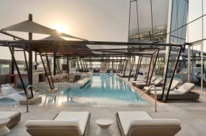 مطعم Lazuli فندق SO/ Uptown دبي - 2