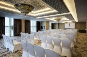 قاعة كازابلانكا (Casablanca Meeting Room) فندق باب القصر أبوظبي