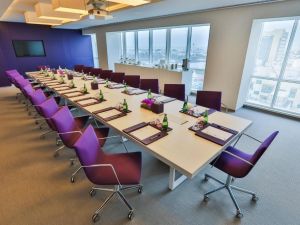 فندق ذي اكت الشارقة - 1