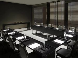 قاعات الاجتماعات فندق أرماني دبي - 1