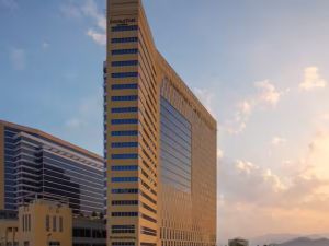 دبل تري من هيلتون مدينة الفجيرة