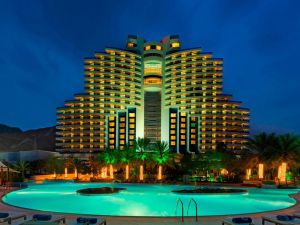 قاعة رقص هاجر منتجع لو ميريديان شاطئ العقّة - 1