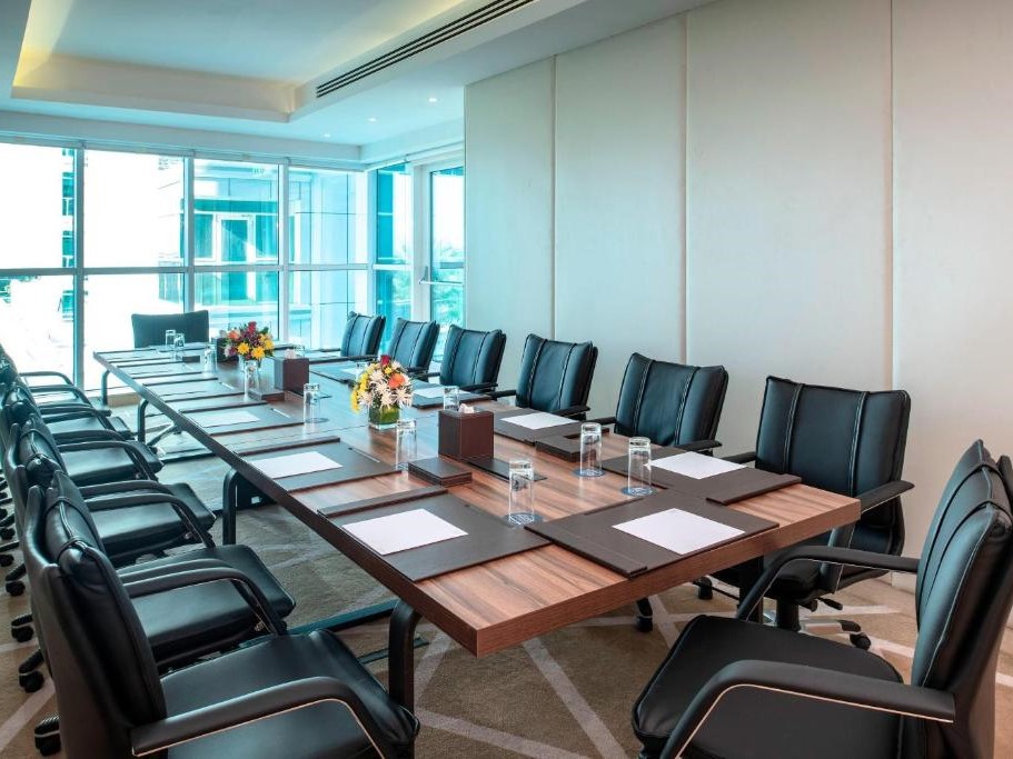 قاعات الاجتماعات فور بوينتس باي شيراتون الشارقة