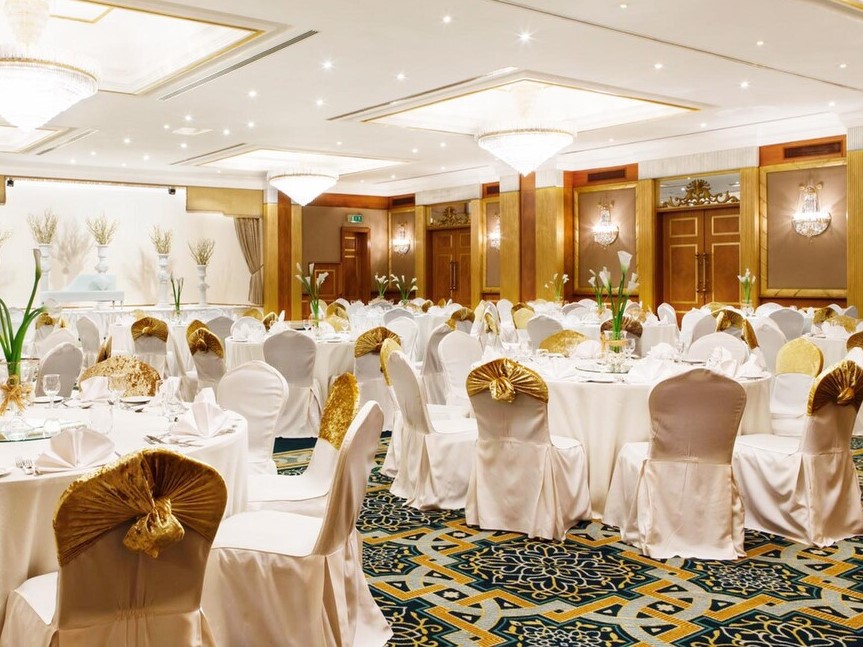 قاعة فندق كورنيش الشارقة